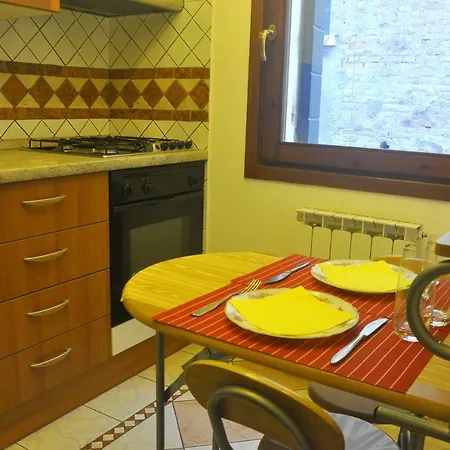 Charming Tile Apartment *